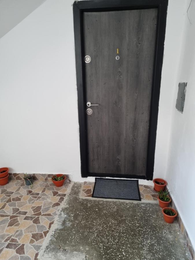 Anto1 Daire Calaraşi Dış mekan fotoğraf